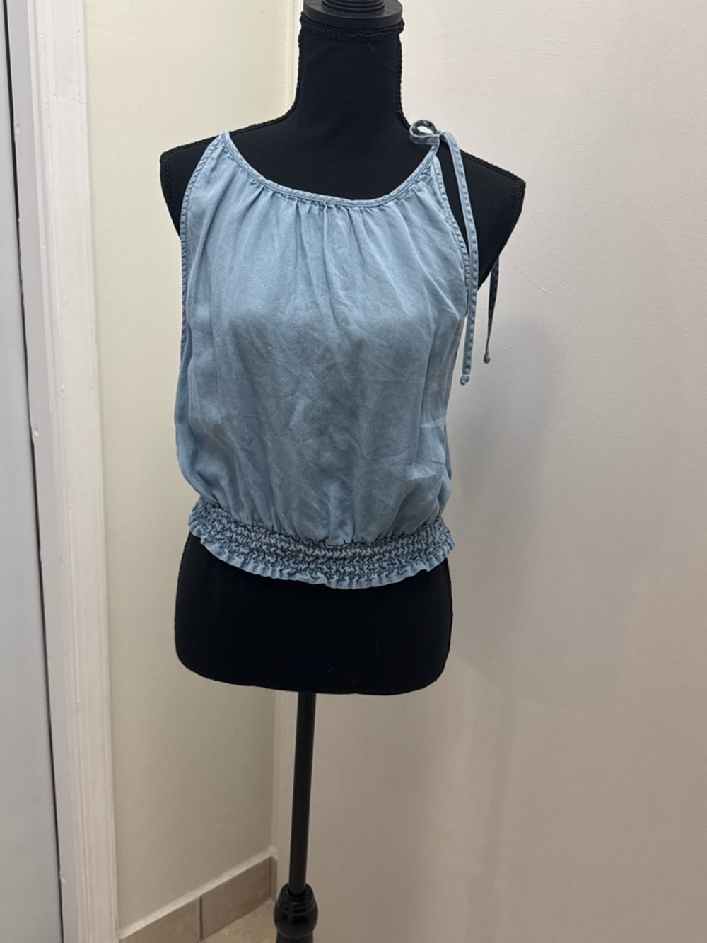 Dkny Light Blue Tie-Shoulder Smocked Waist Tank Top